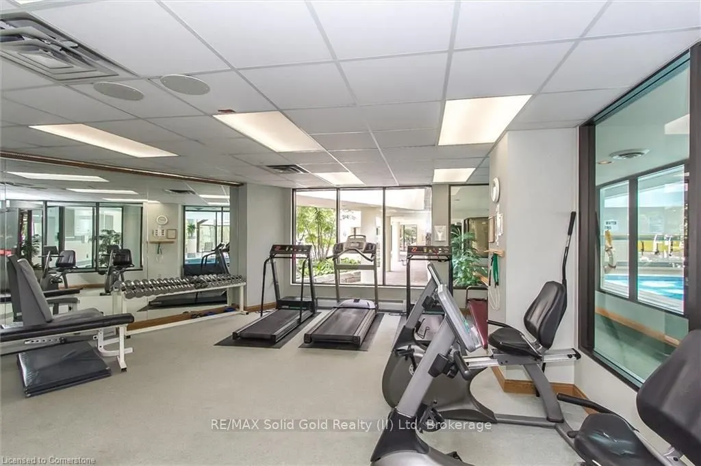 6 Willow Street, #2203