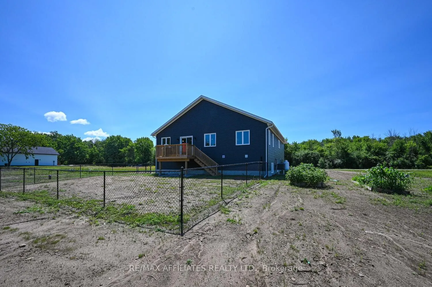 1162 Rideau River Road
