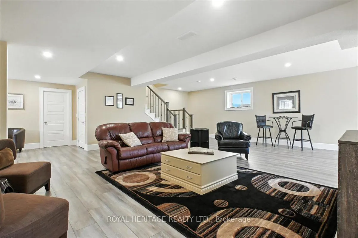 45 Mercedes Drive
