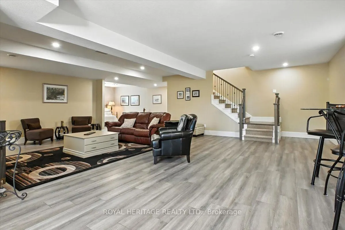 45 Mercedes Drive
