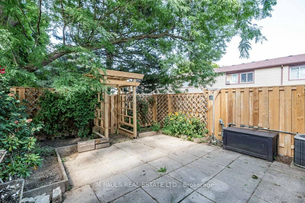 1550 Garth Street, #16A