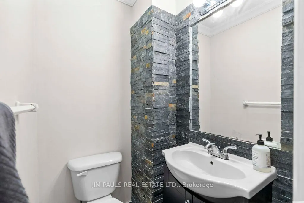 1550 Garth Street, #16A