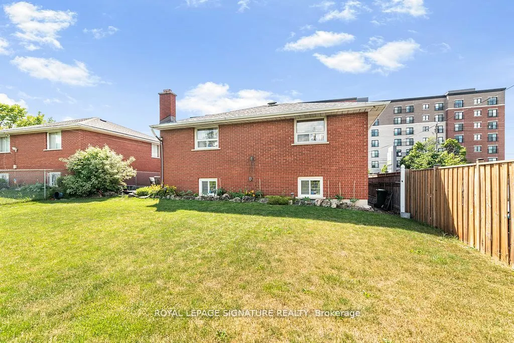 58 Centennial Parkway S