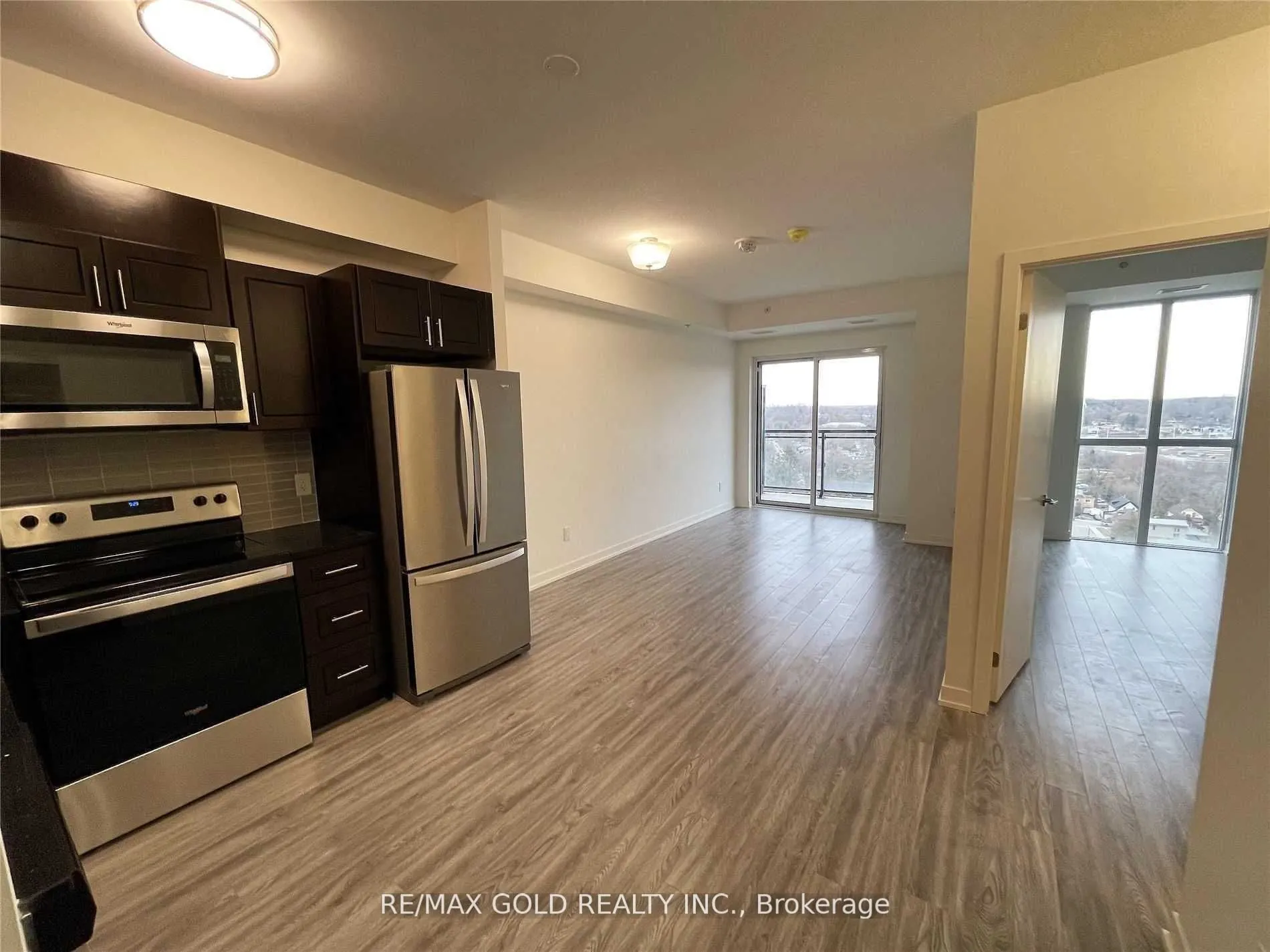 128 King Street N, #1501