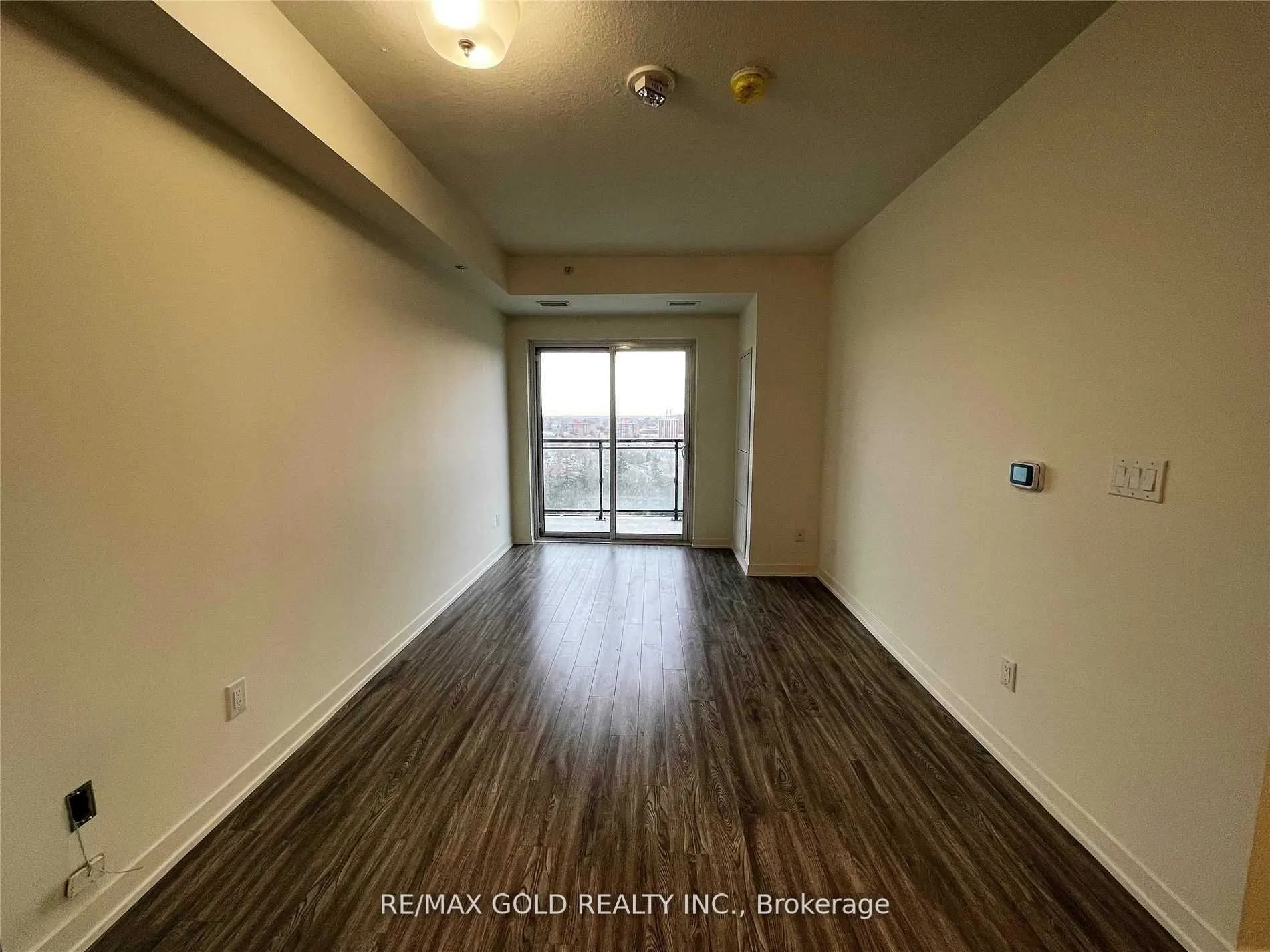 128 King Street N, #1501