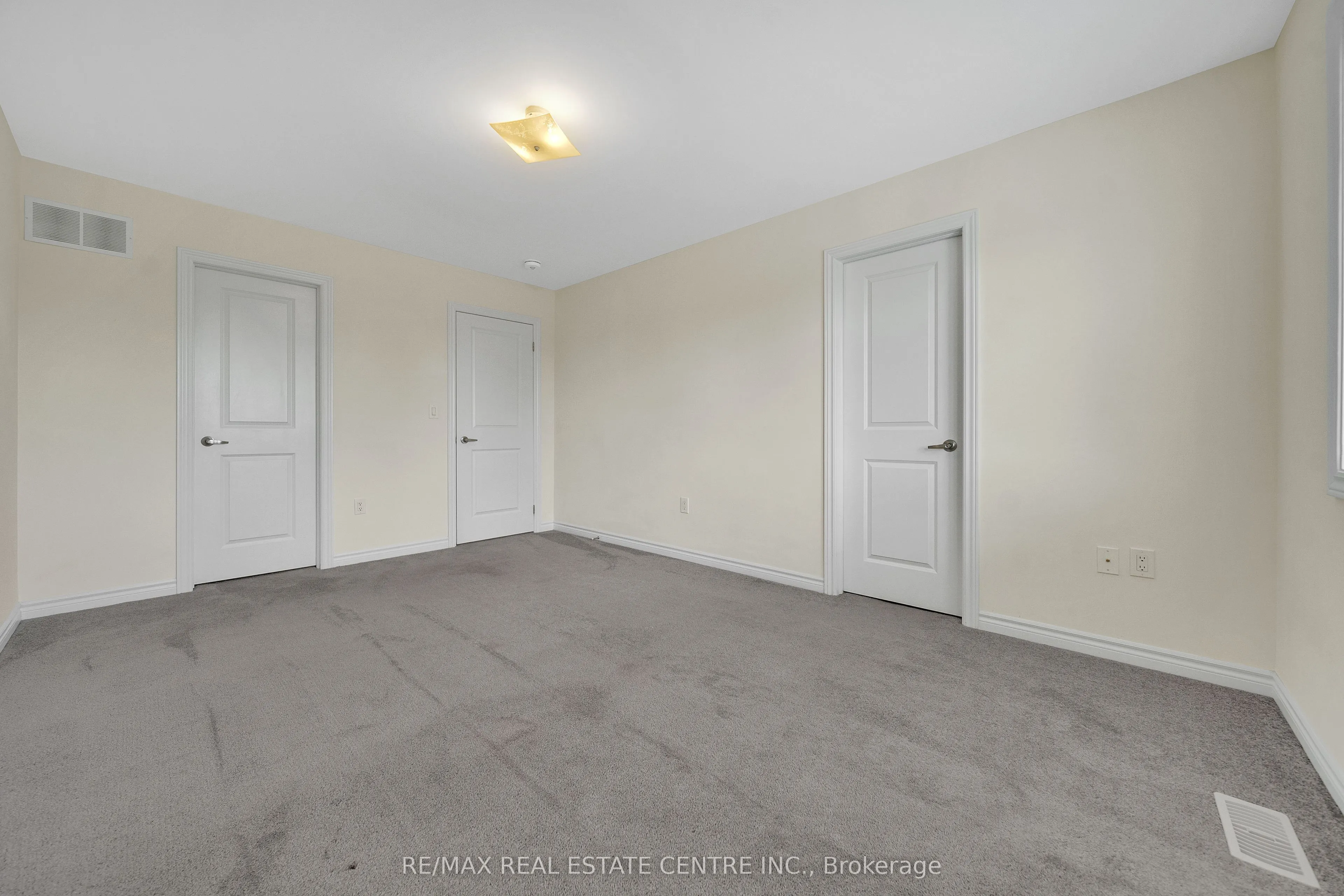 7 Todd Crescent