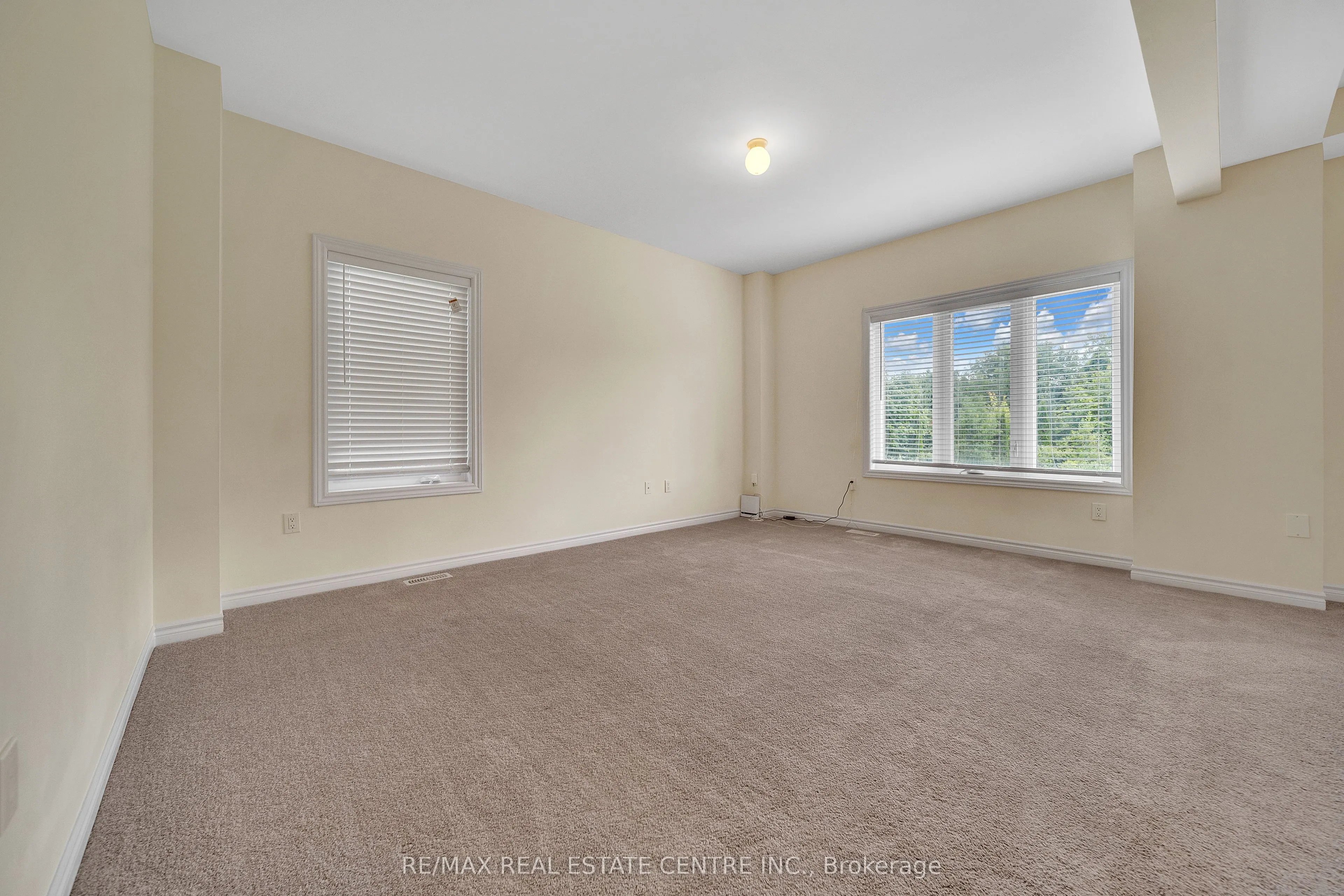7 Todd Crescent