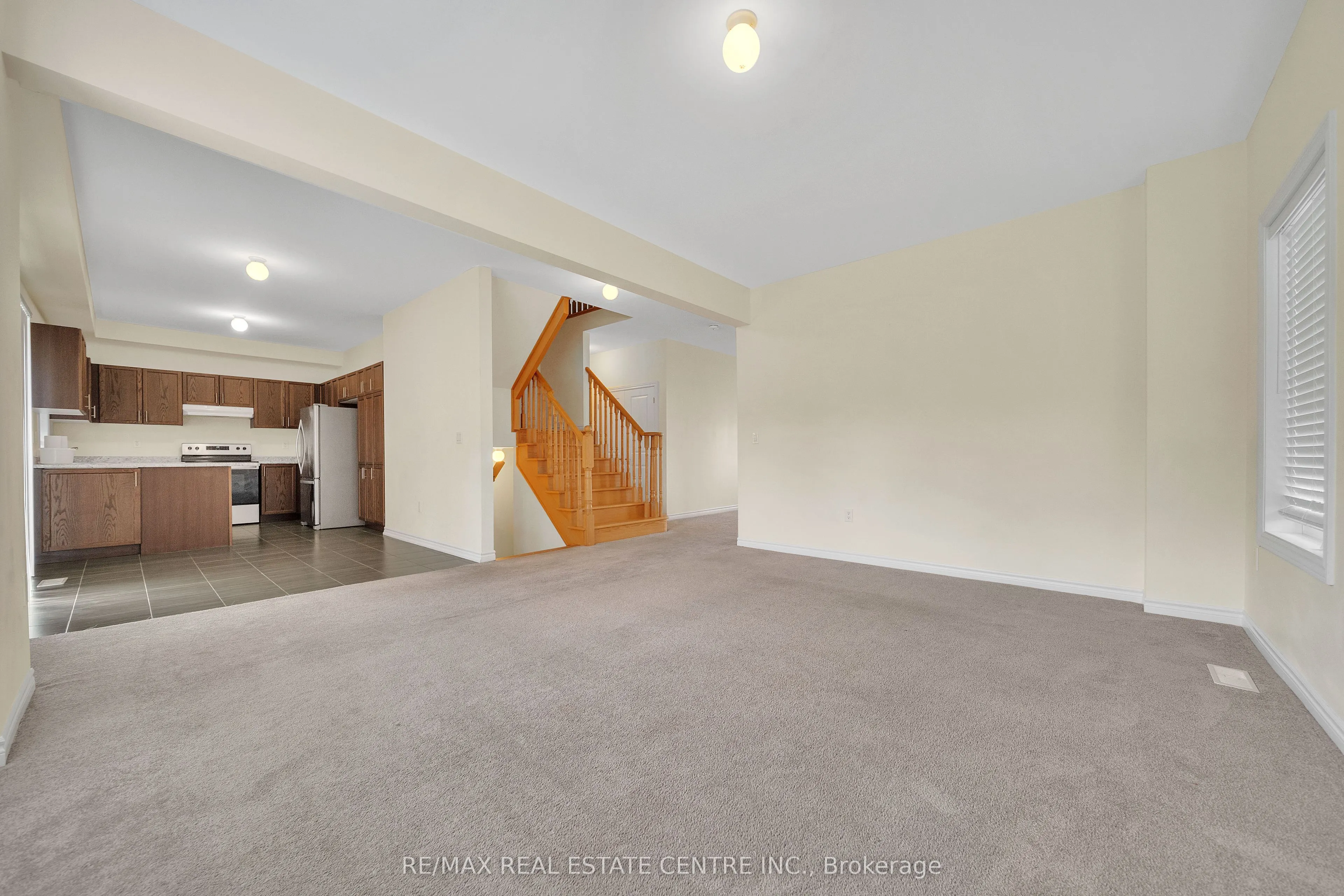 7 Todd Crescent