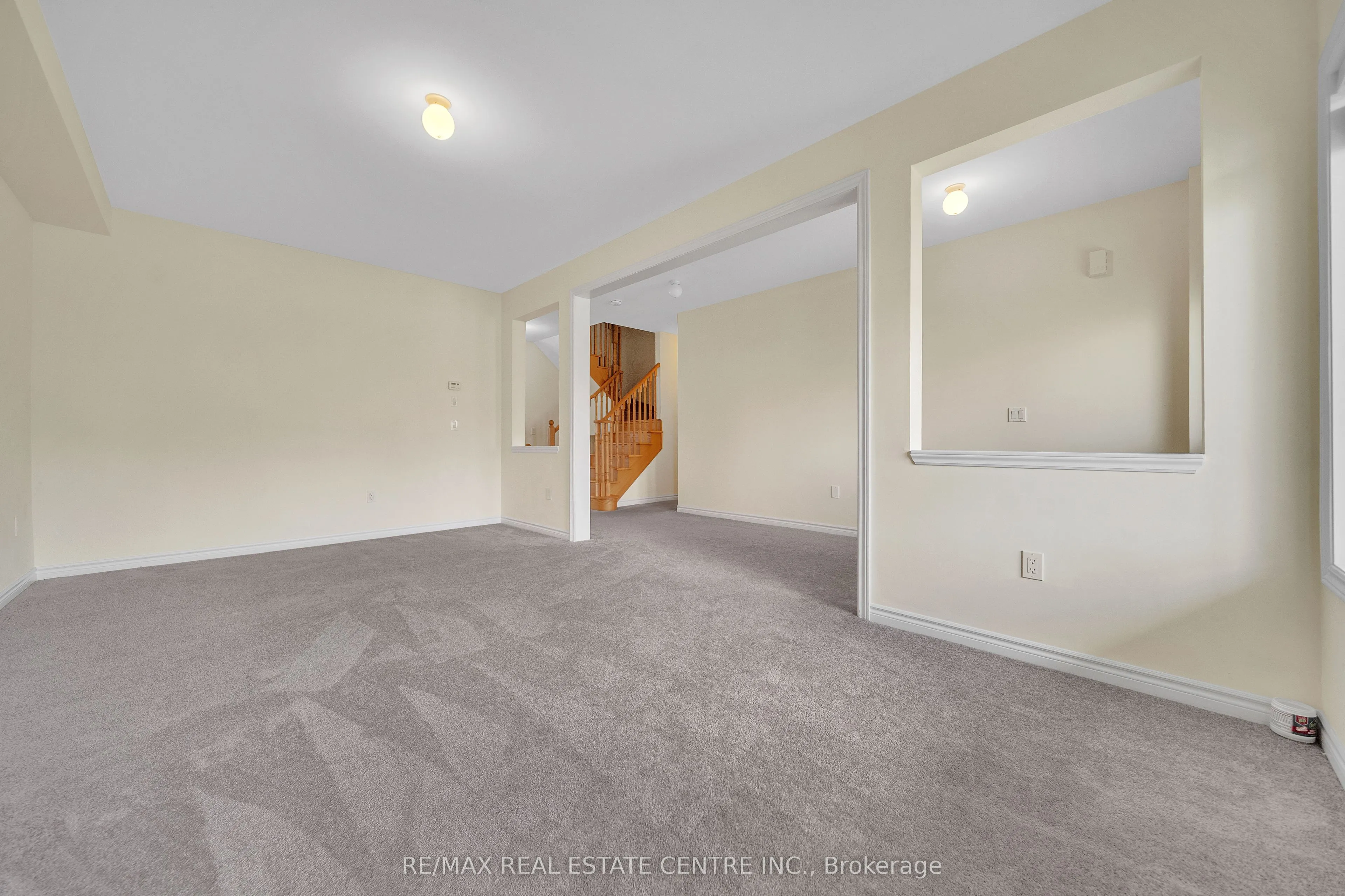 7 Todd Crescent