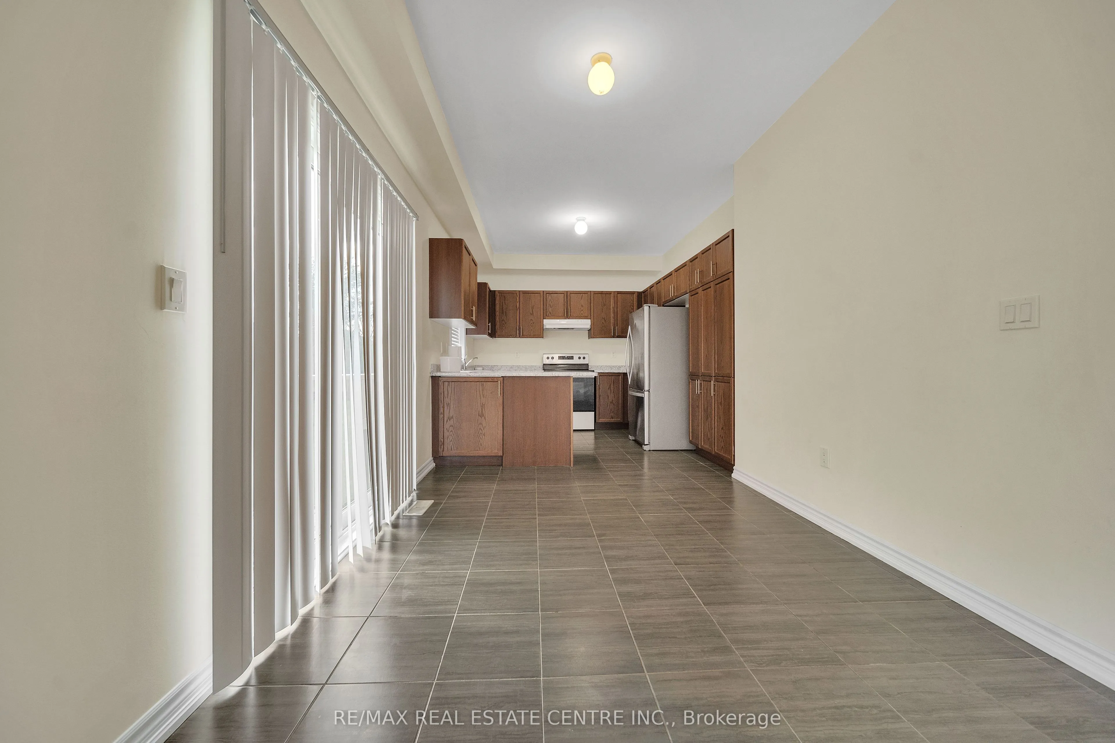 7 Todd Crescent