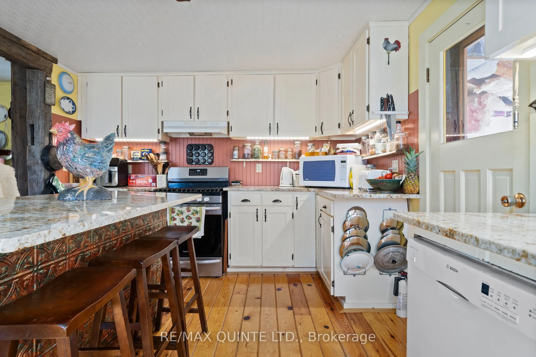 636 GLEN ROSS Road