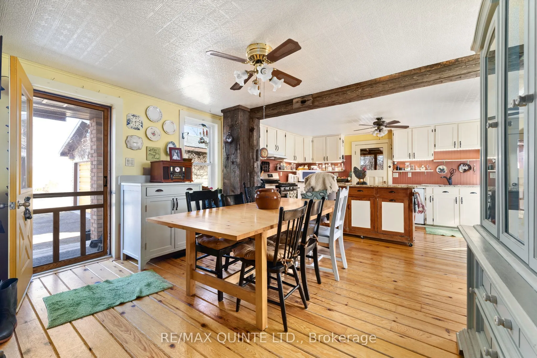 636 GLEN ROSS Road