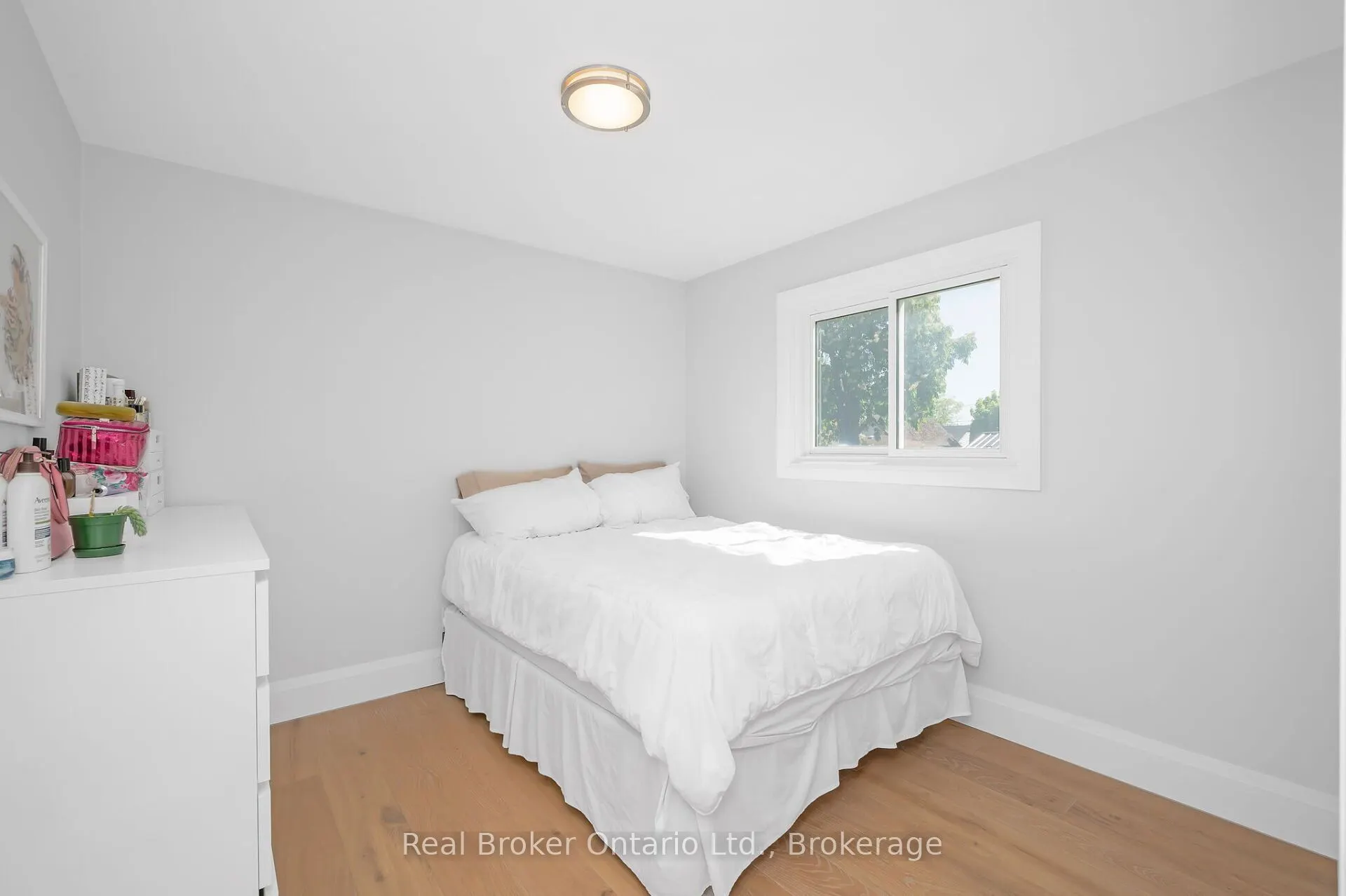 245 Marshall Avenue
