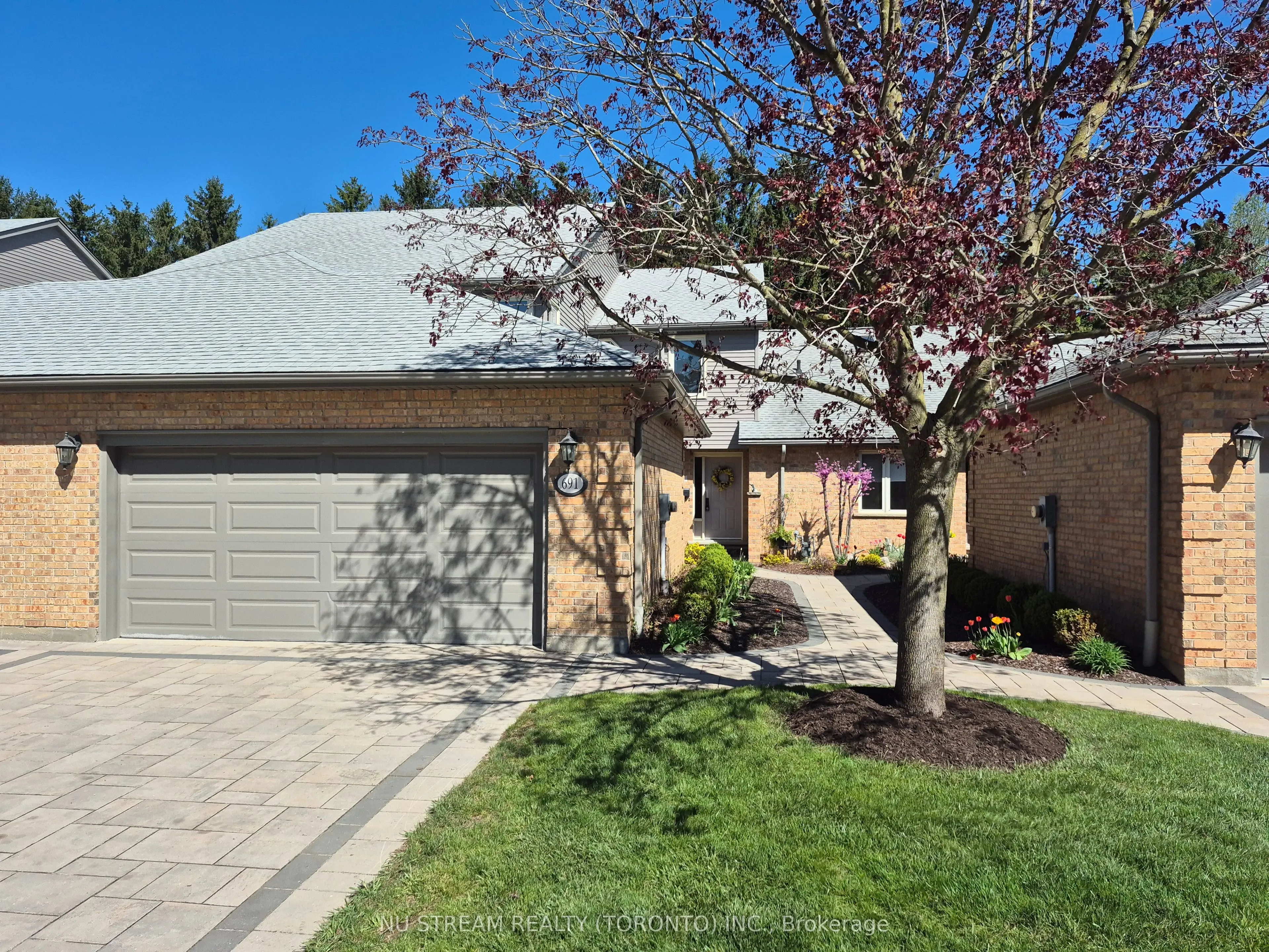 691 Lansdowne Avenue, #30