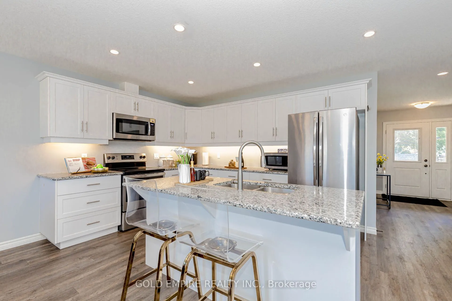 28 MINLER Street, #6