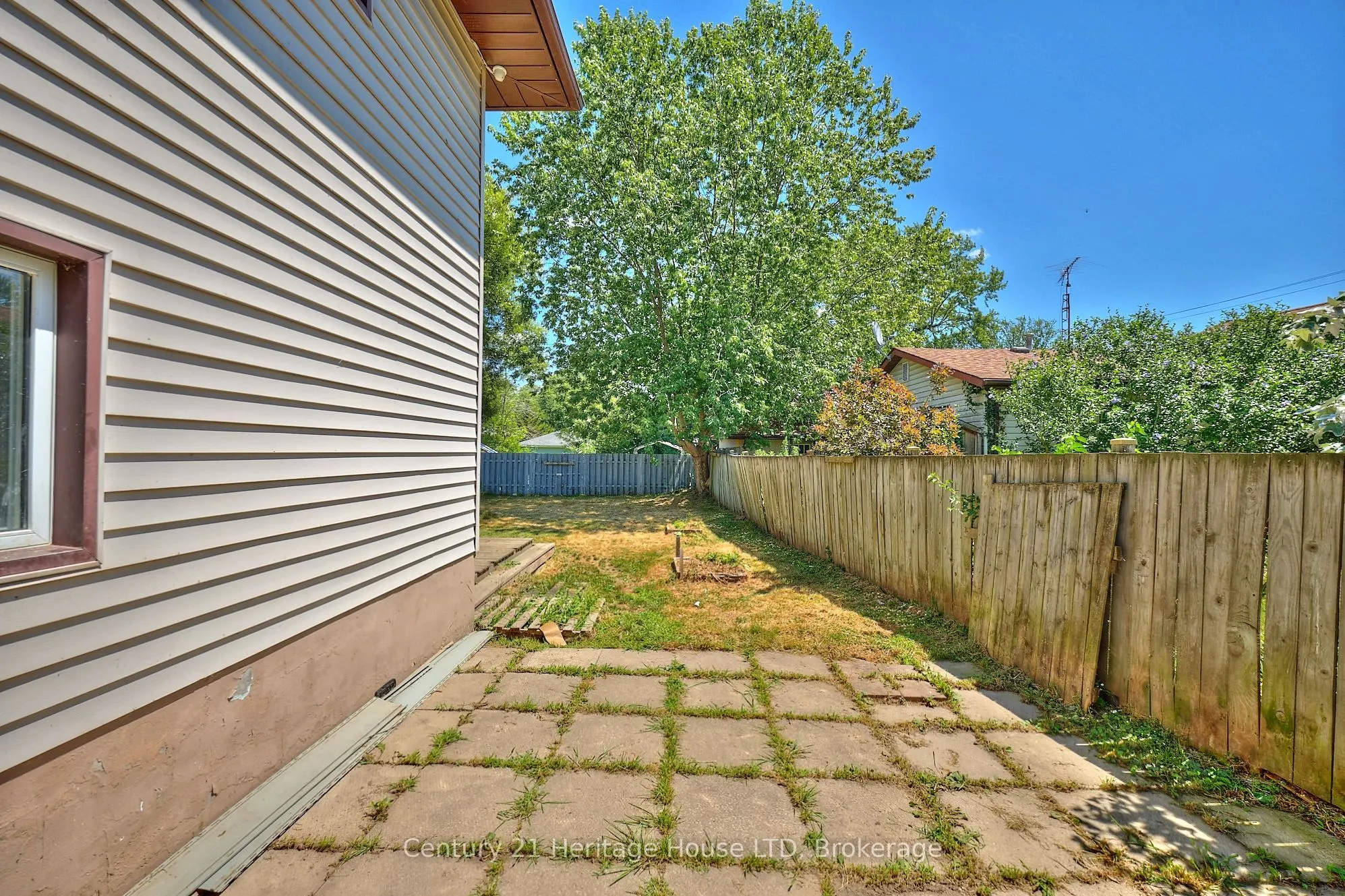 296 Rose Avenue