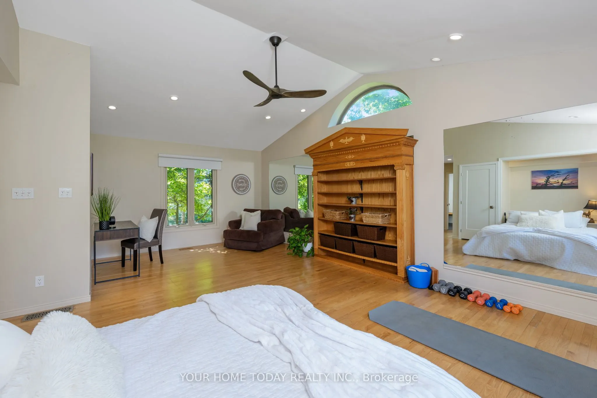9542 Wellington Rd 42