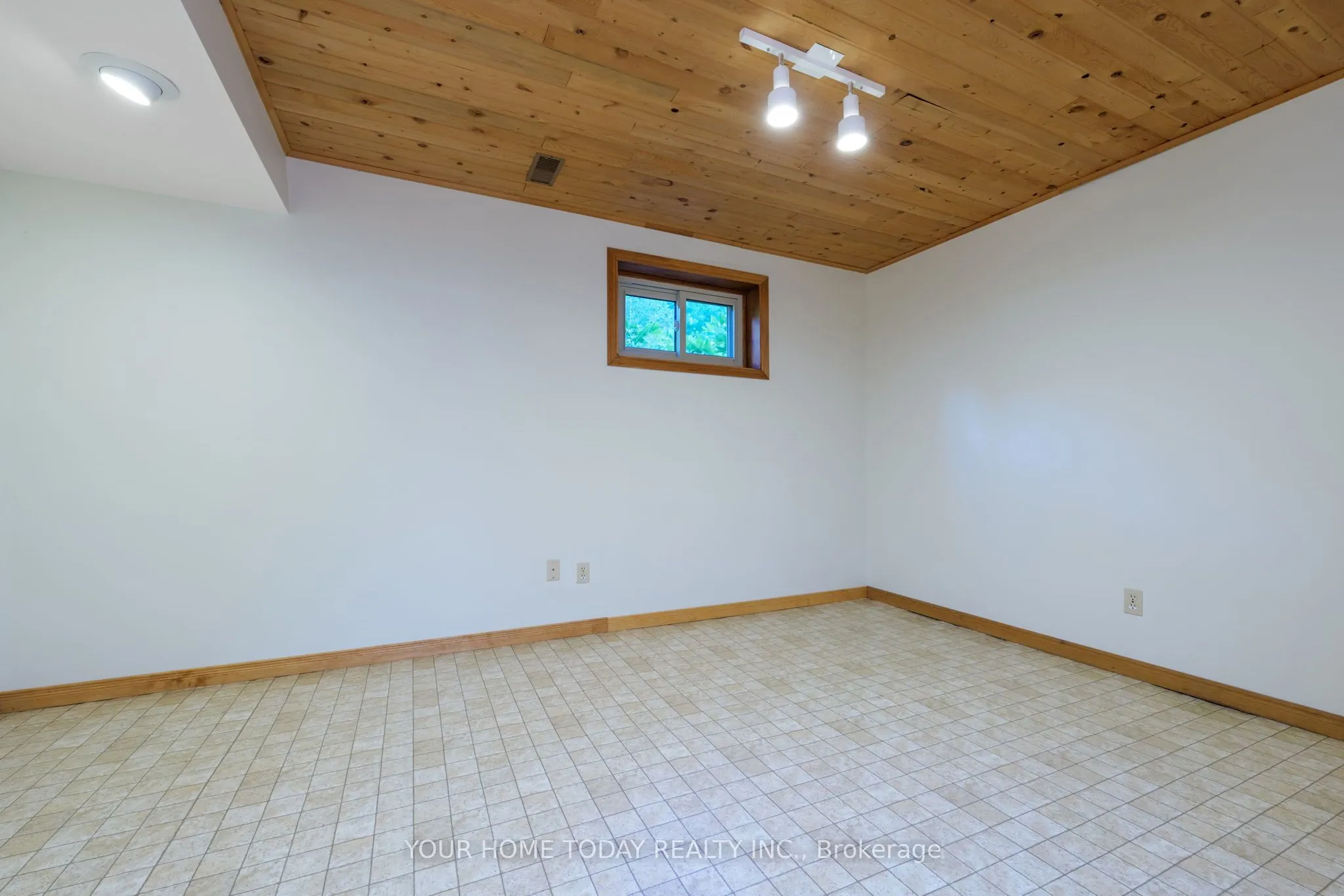 9542 Wellington Rd 42