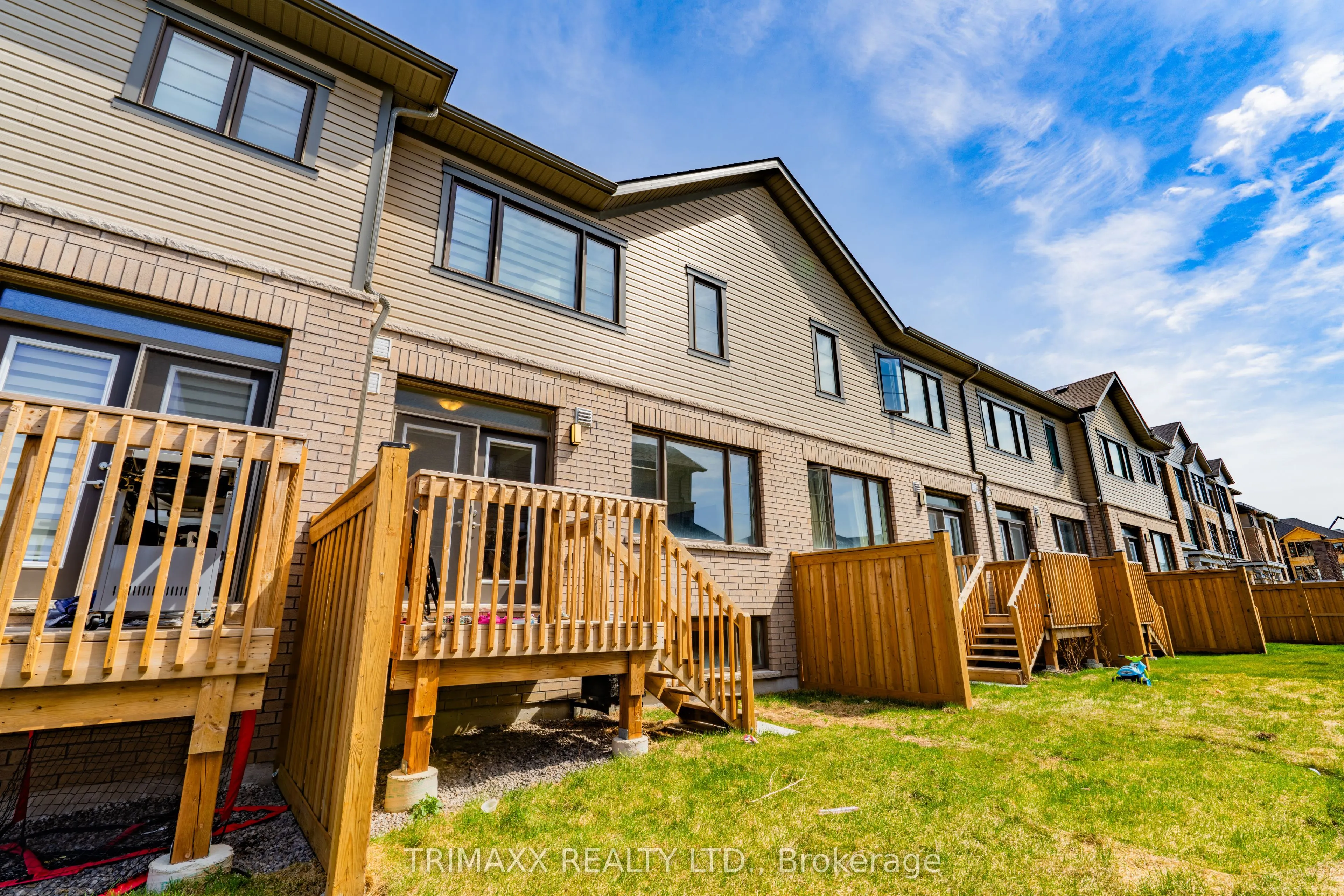 10 Freedom Crescent, #4