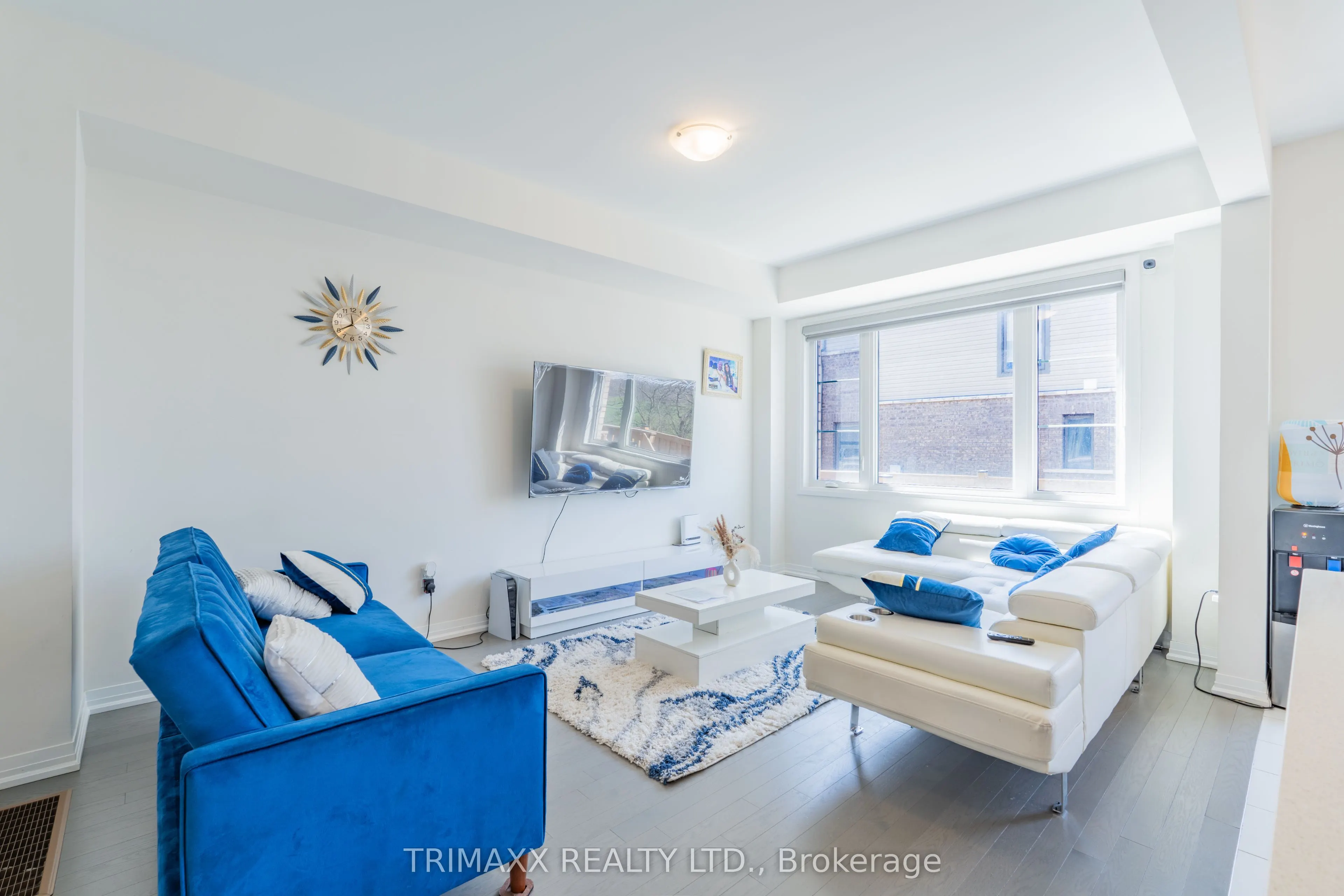 10 Freedom Crescent, #4