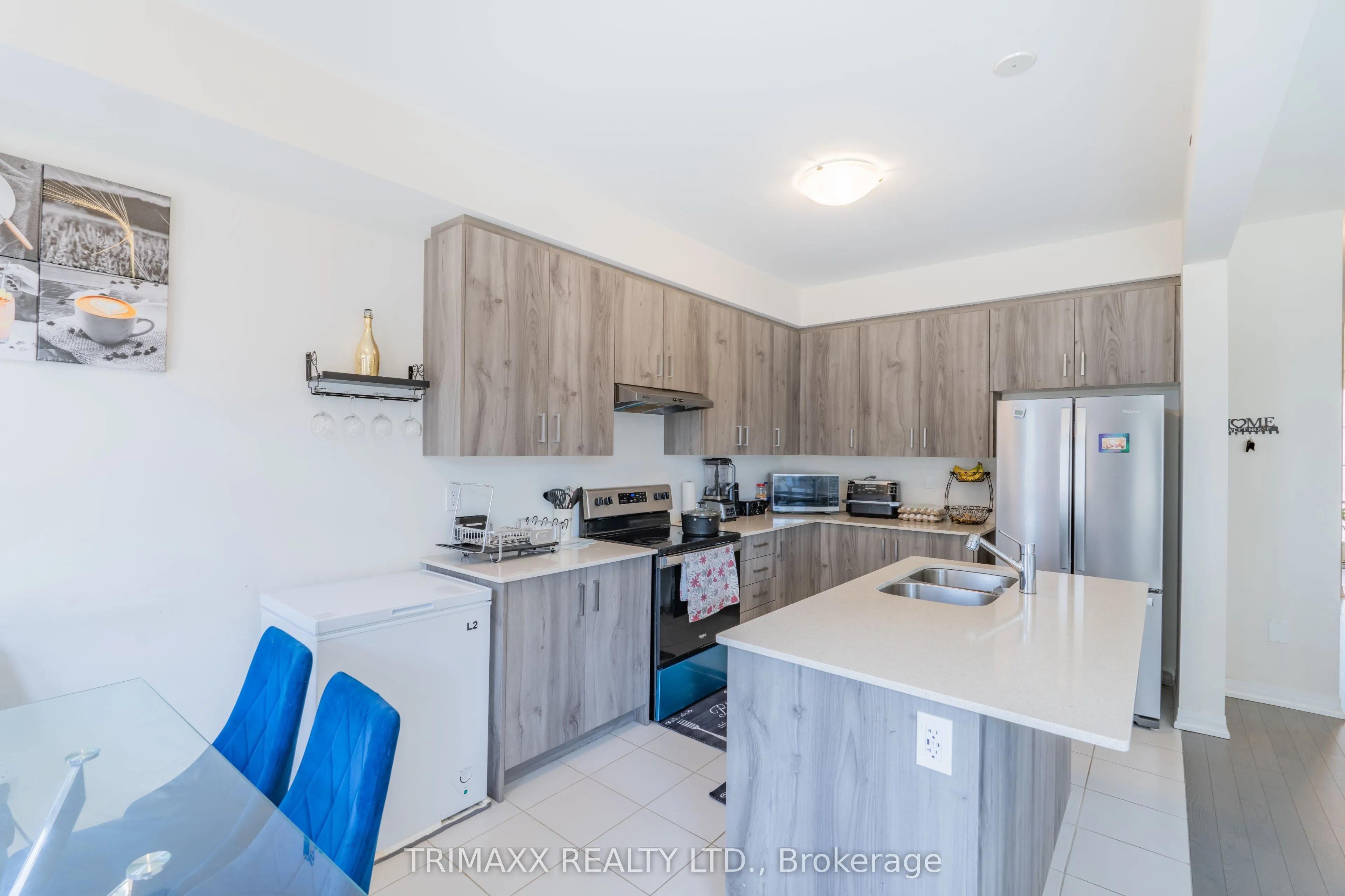 10 Freedom Crescent, #4