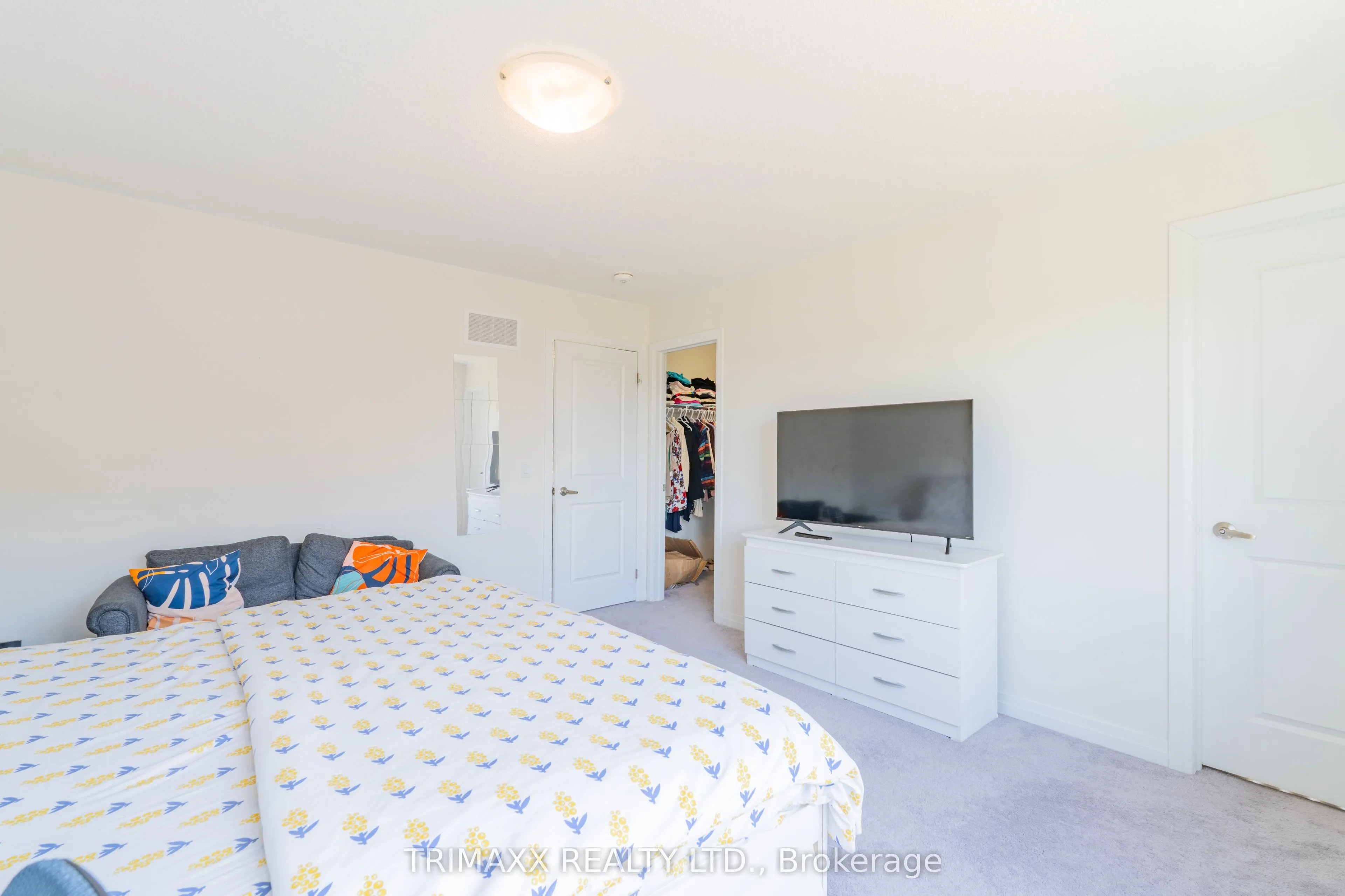 10 Freedom Crescent, #4