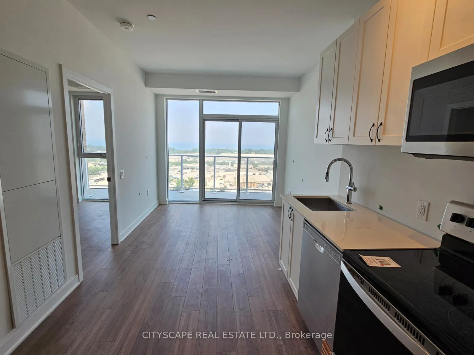 2782 Barton Street, #1612