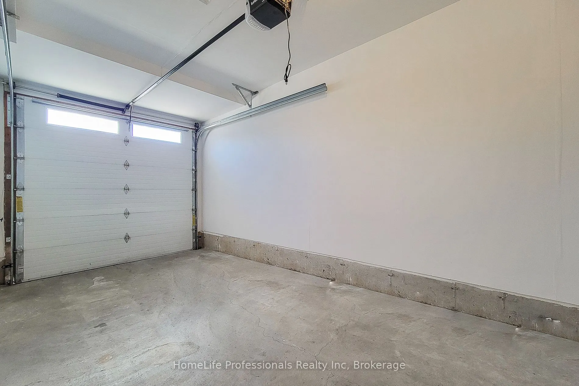 111 Wilson Street E, #7