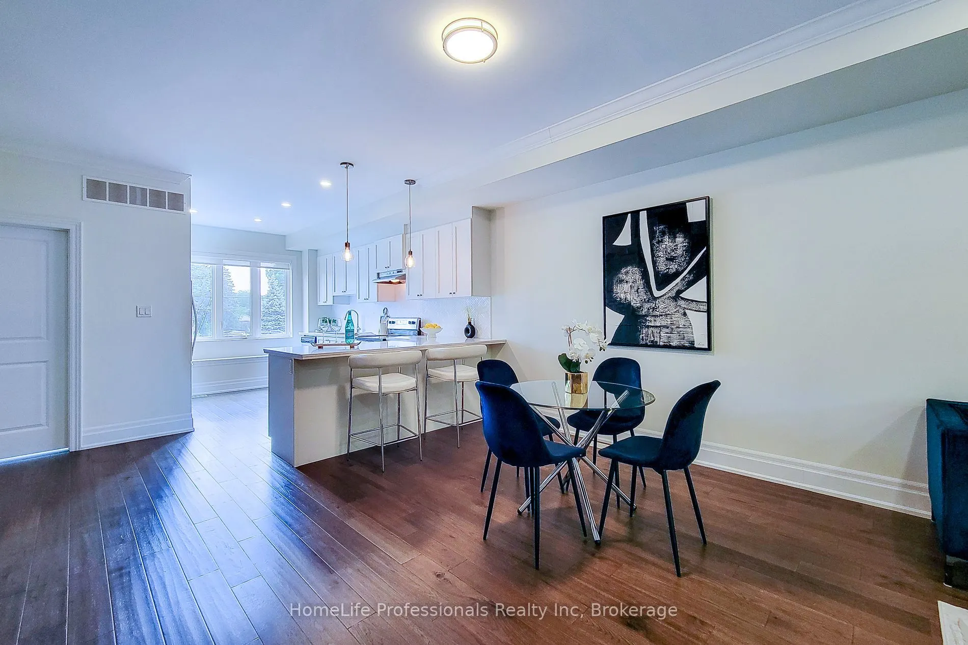 111 Wilson Street E, #7