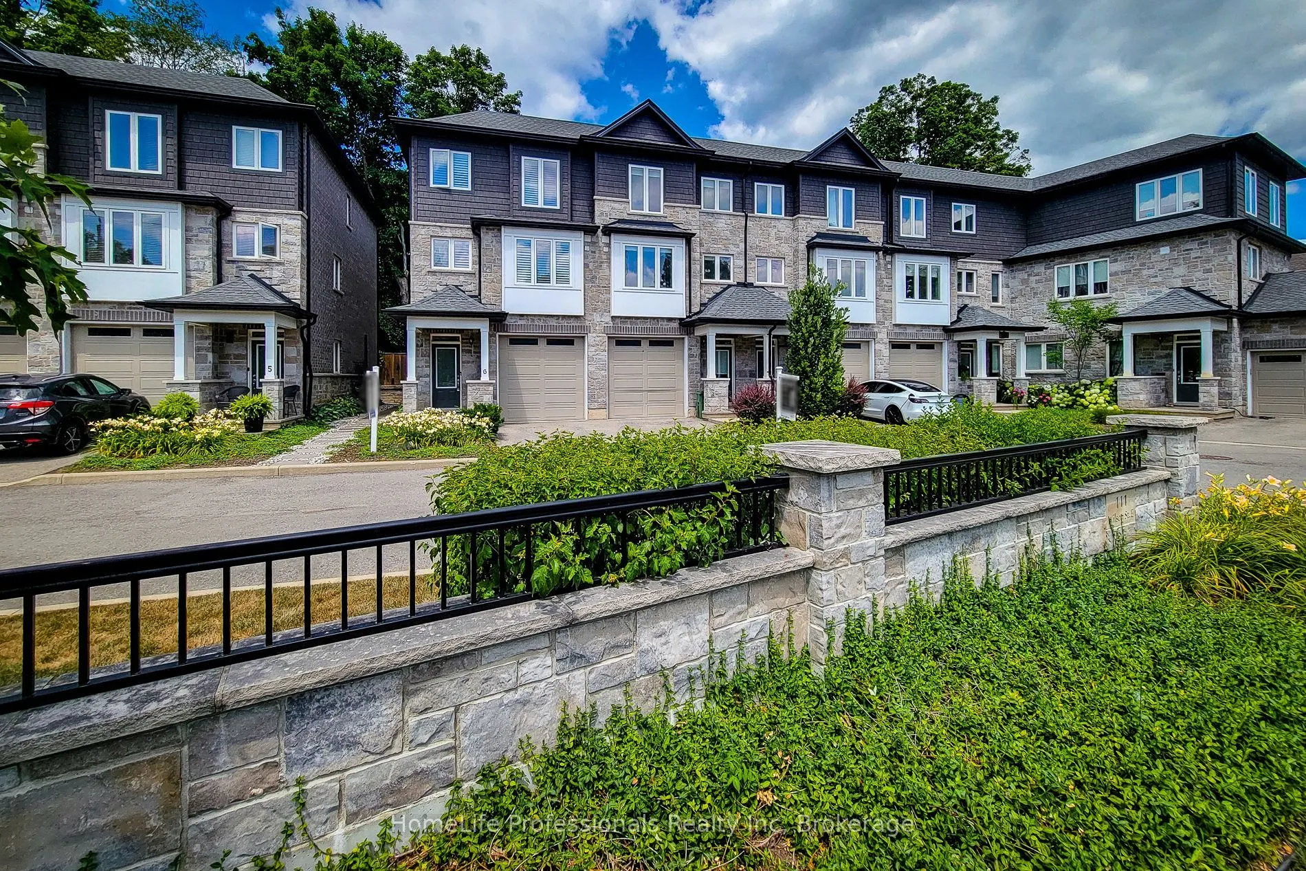 111 Wilson Street E, #7