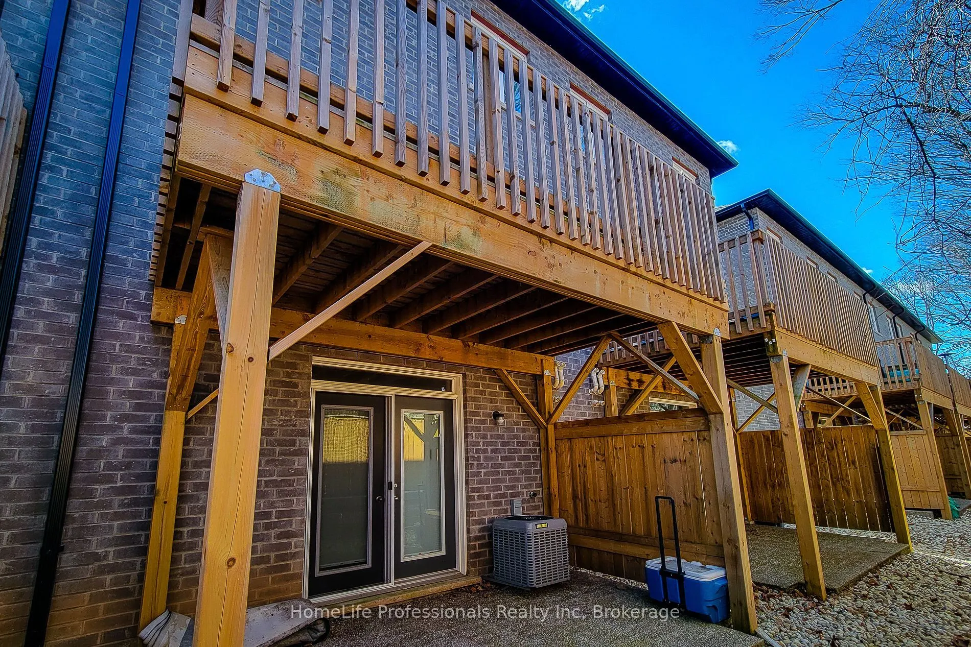 111 Wilson Street E, #7