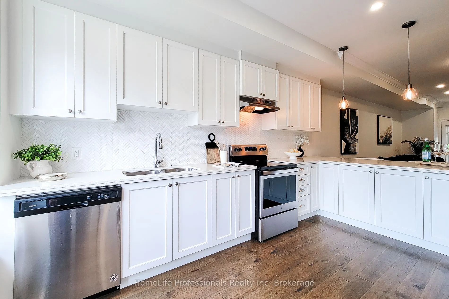 111 Wilson Street E, #7