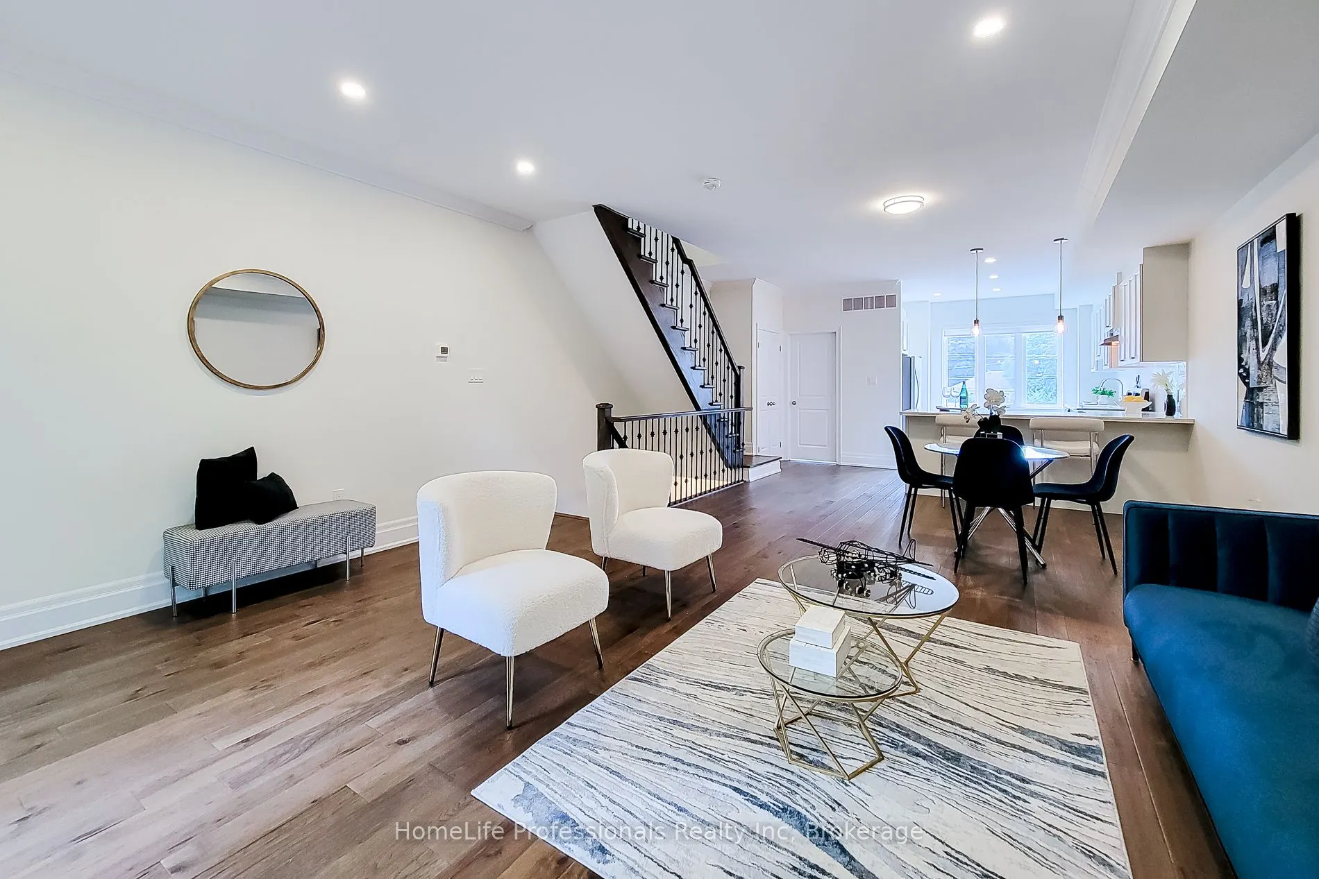 111 Wilson Street E, #7