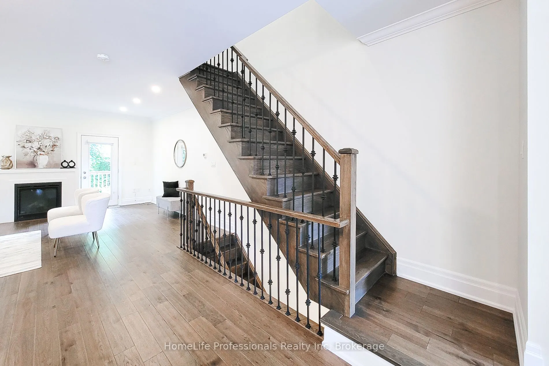 111 Wilson Street E, #7