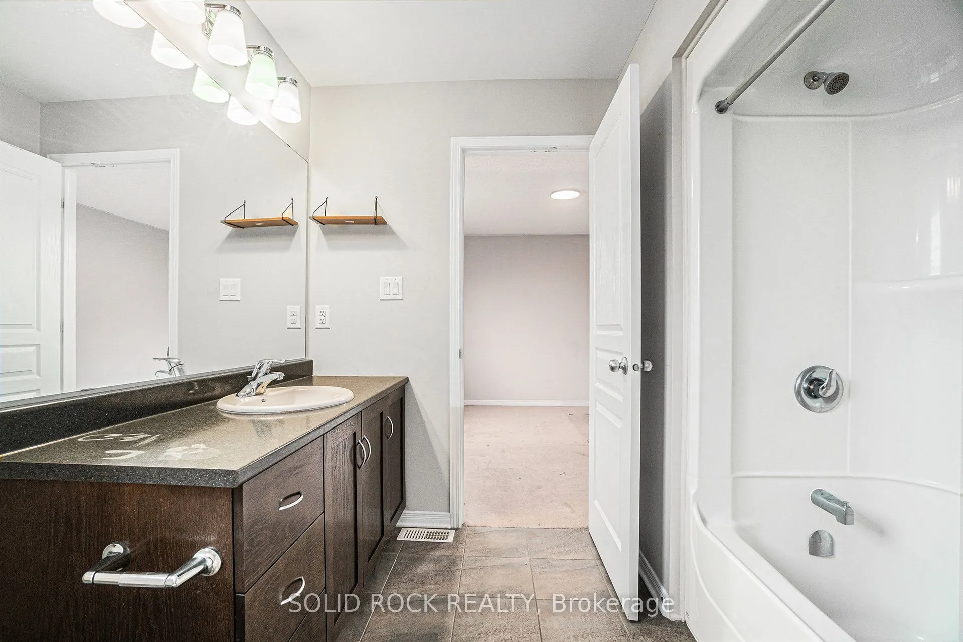173 Culloden Crescent