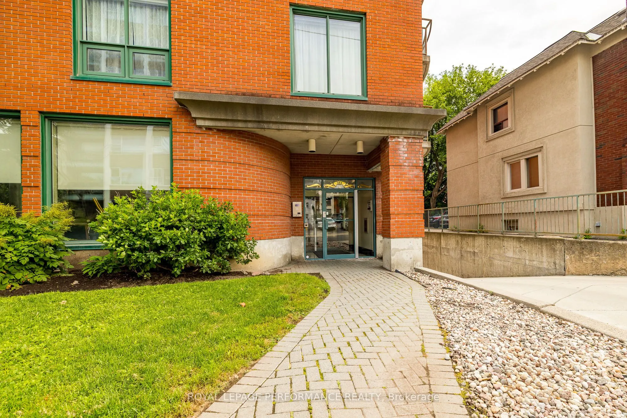 344 Waverley Street