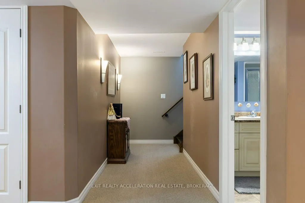 63 ASHWOOD CRESCENT