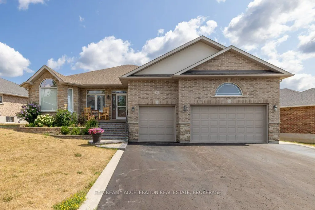 63 ASHWOOD CRESCENT