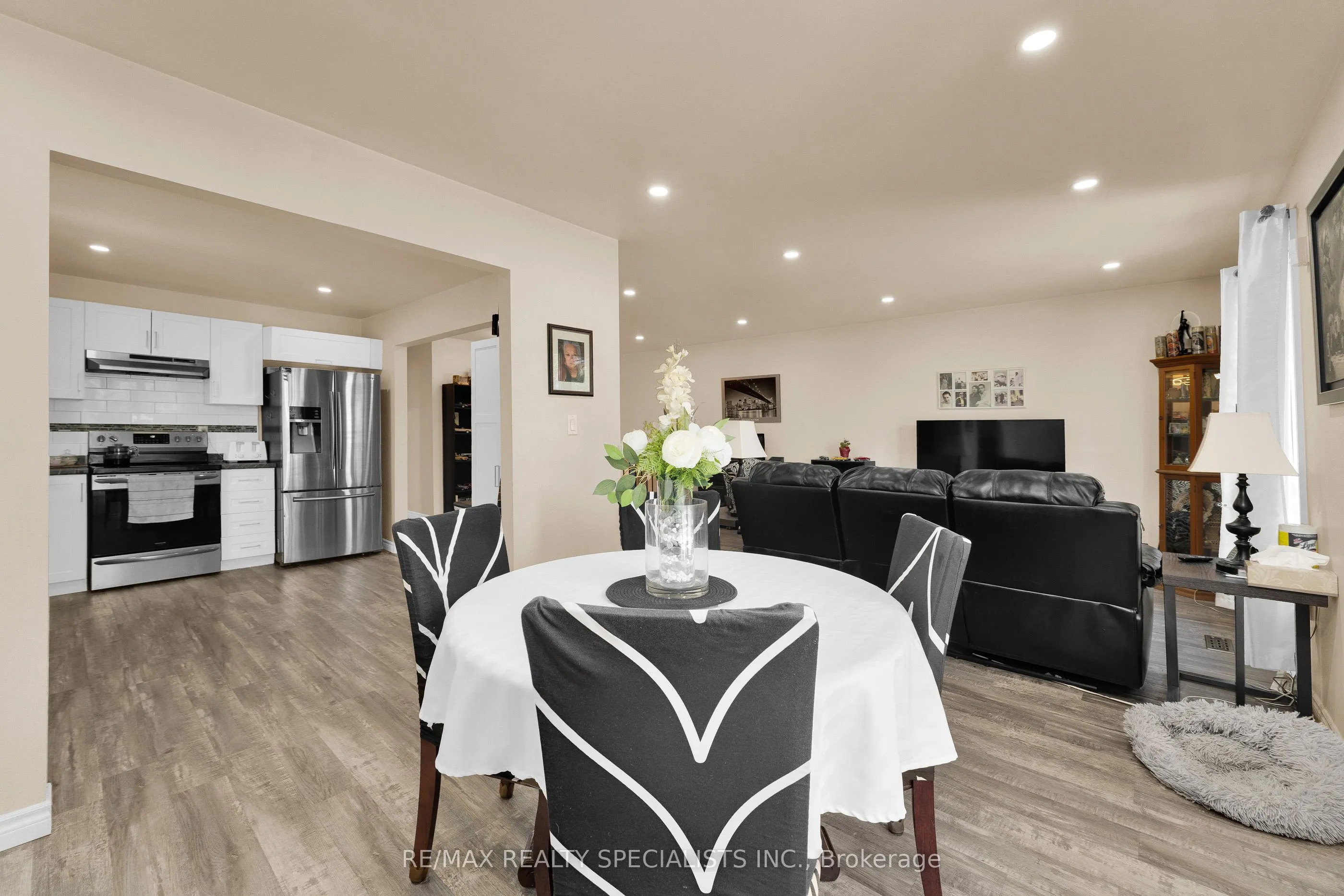 3195 Conservation Drive W