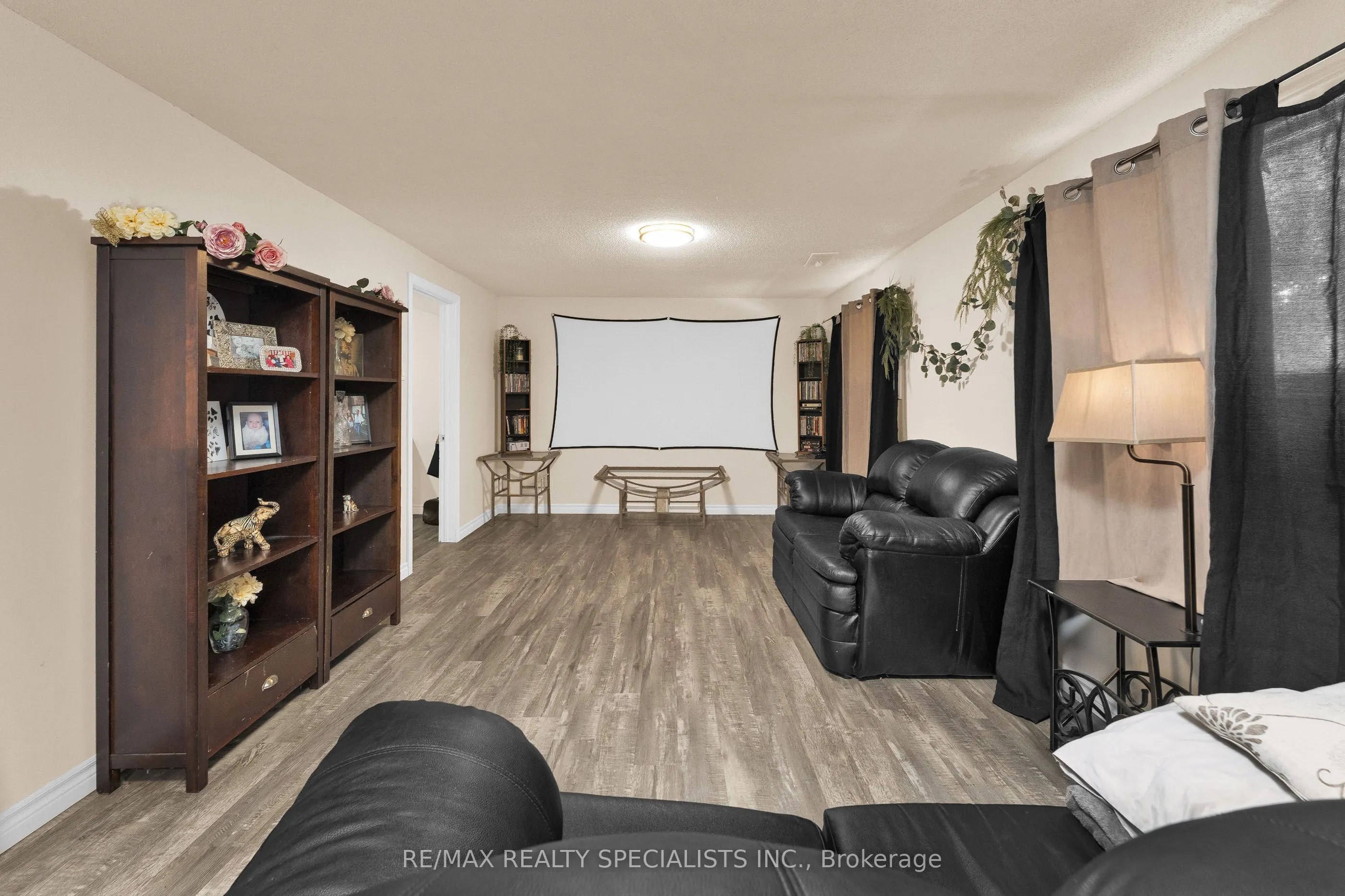 3195 Conservation Drive W
