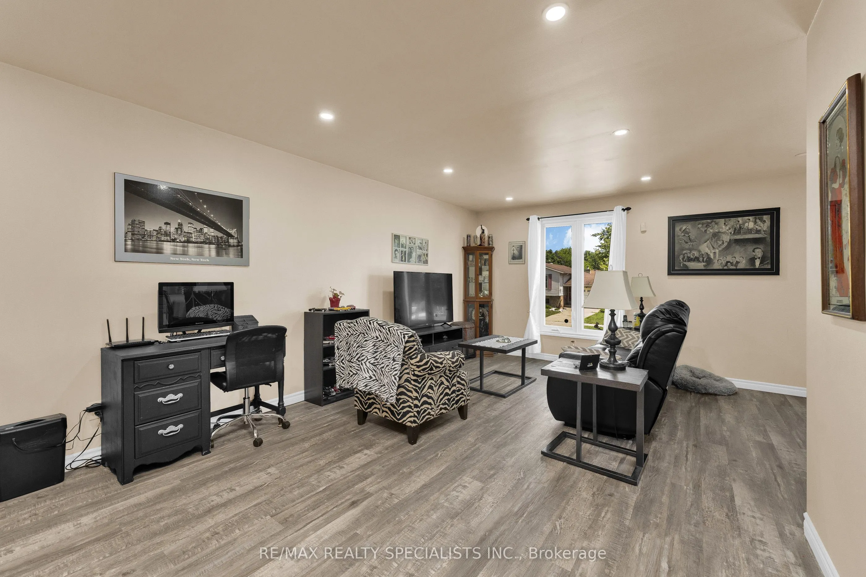 3195 Conservation Drive W