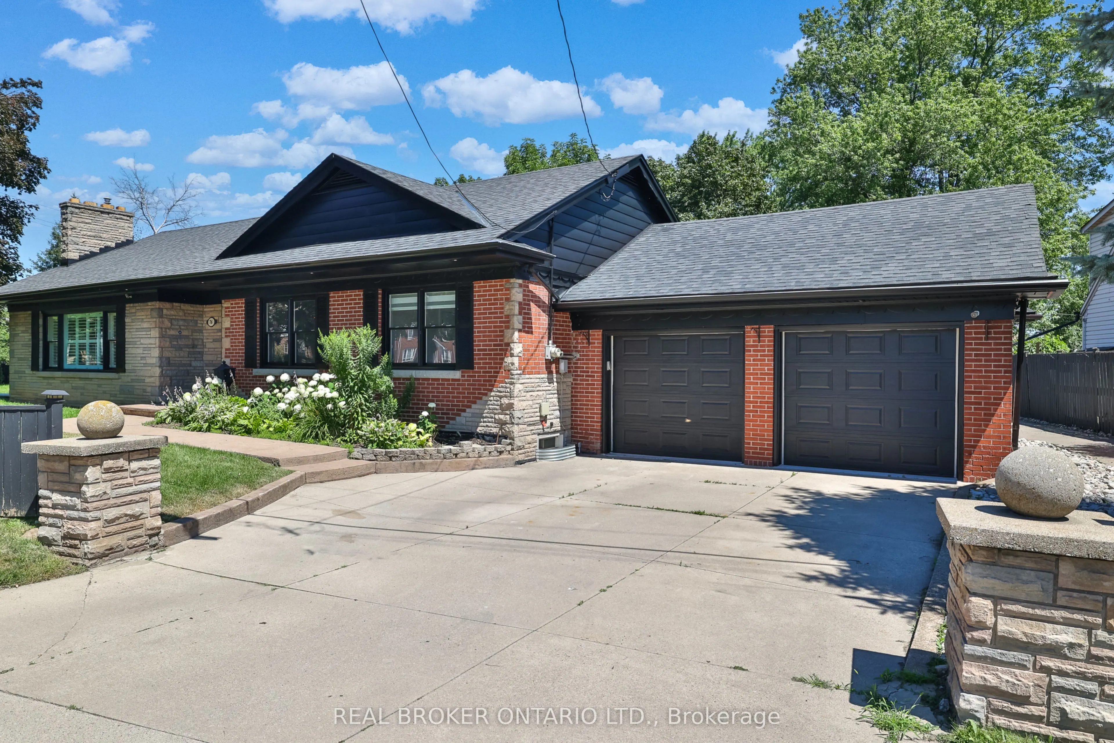 76 Randall Avenue