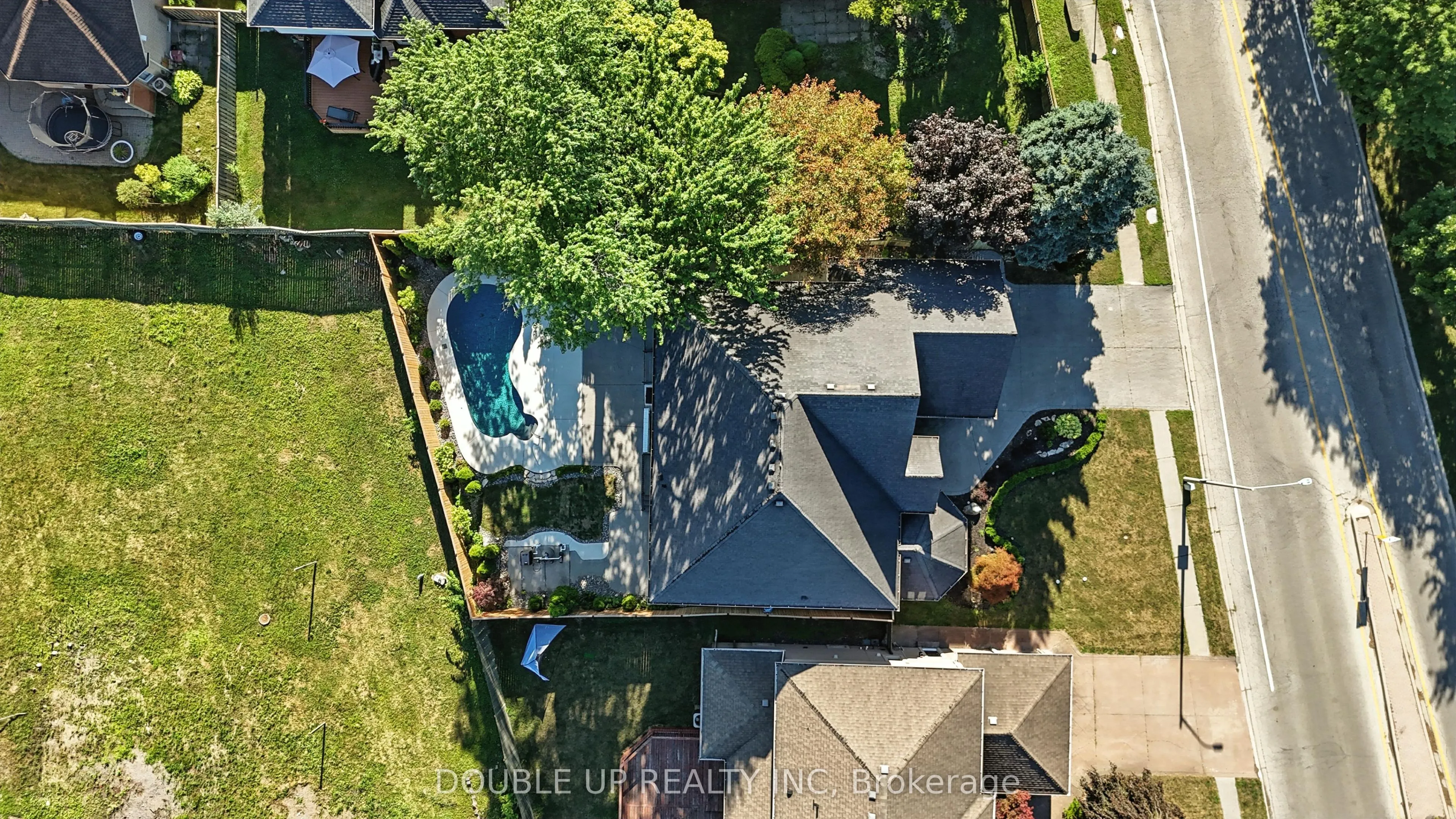 435 Country Club Drive