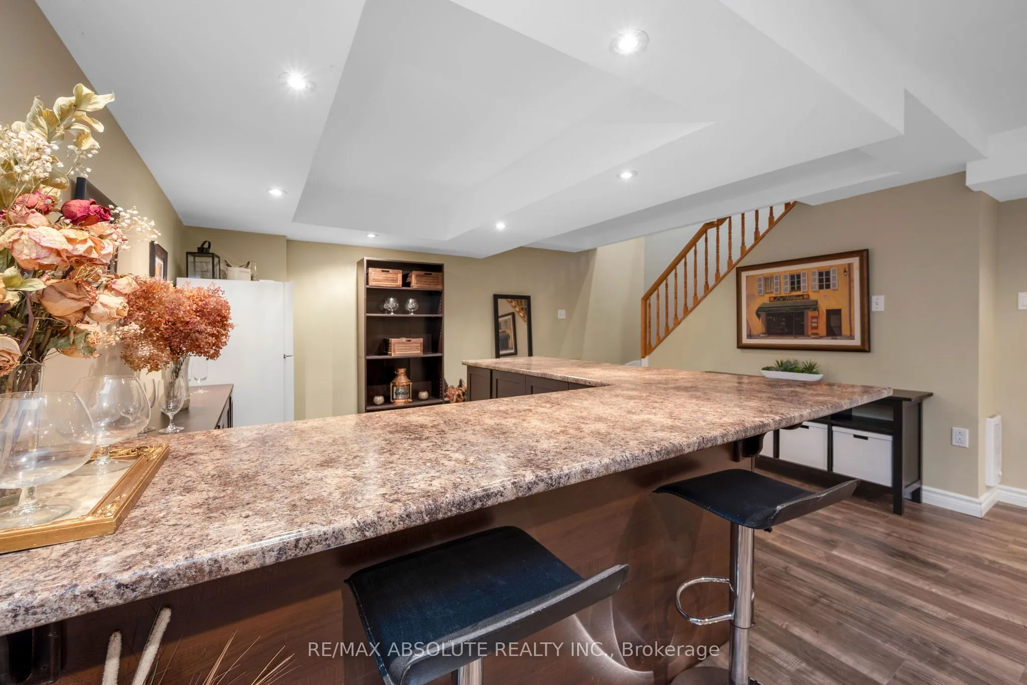 1601 Shauna Crescent