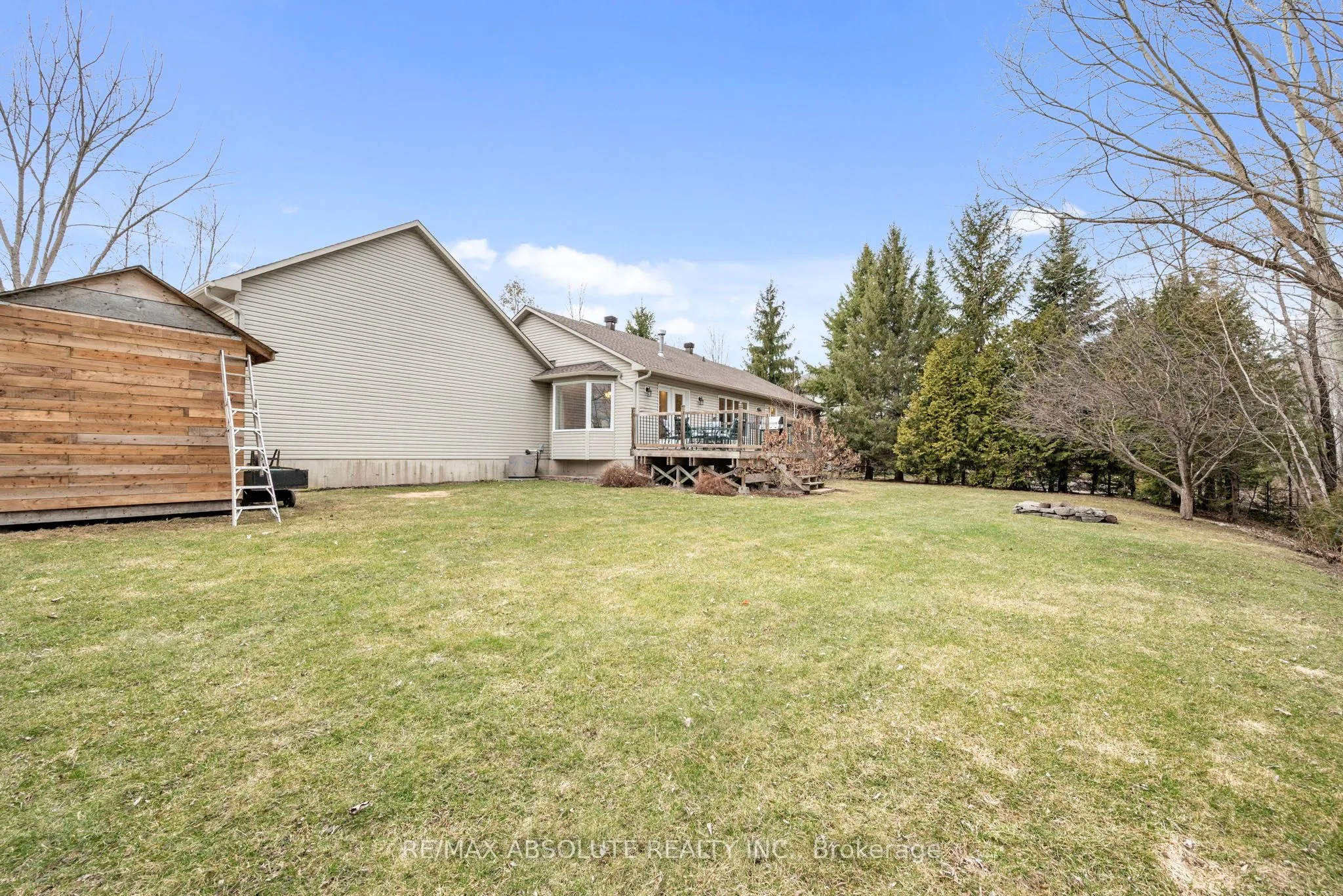 1601 Shauna Crescent