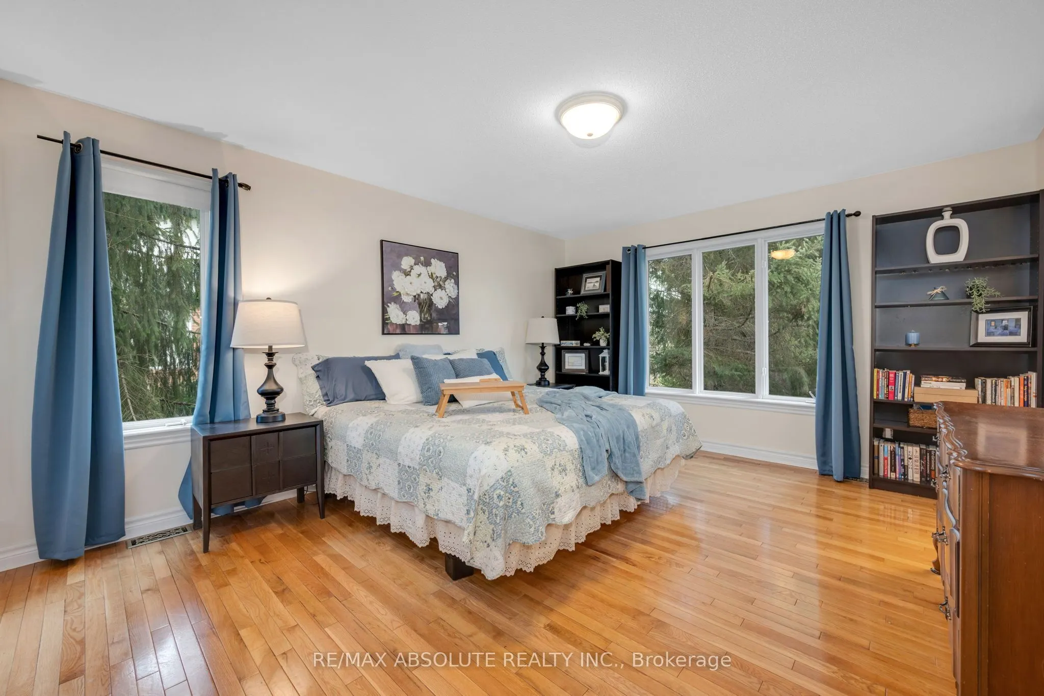 1601 Shauna Crescent