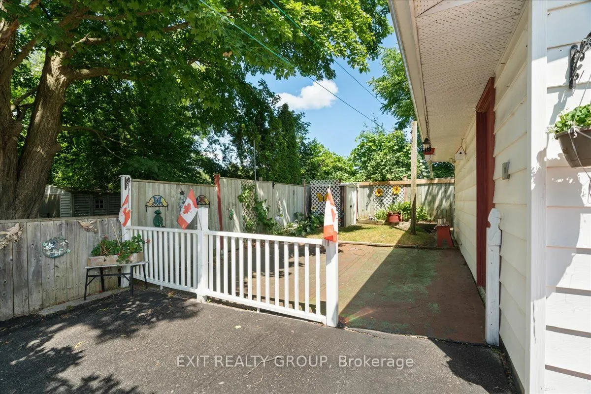 28 Kidd Avenue