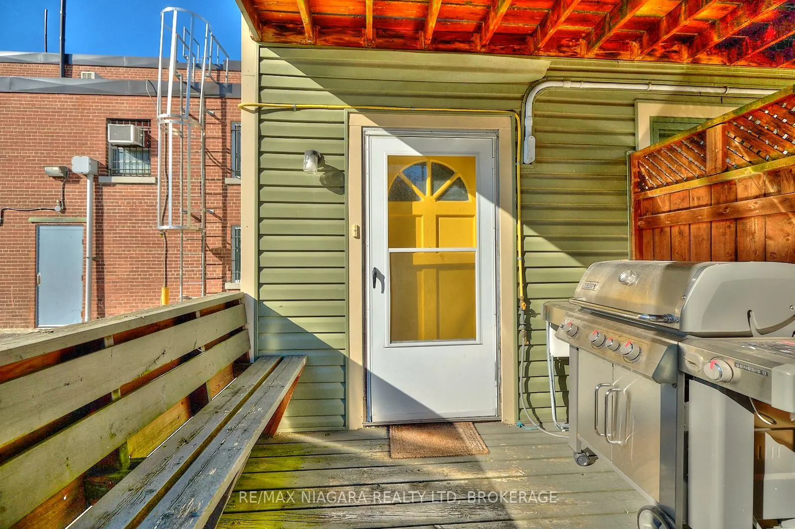 314 RIDGE Road N