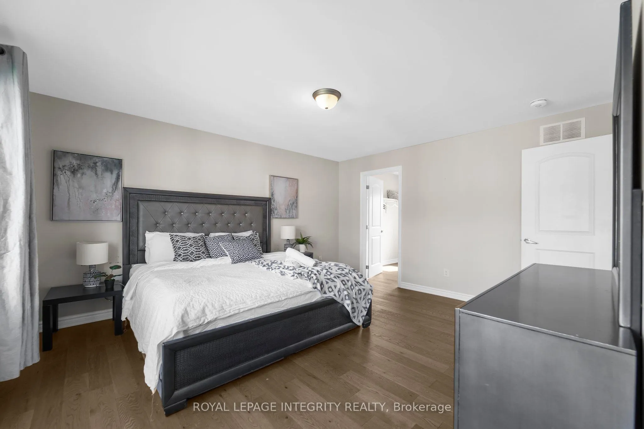 724 Vennecy Terrace