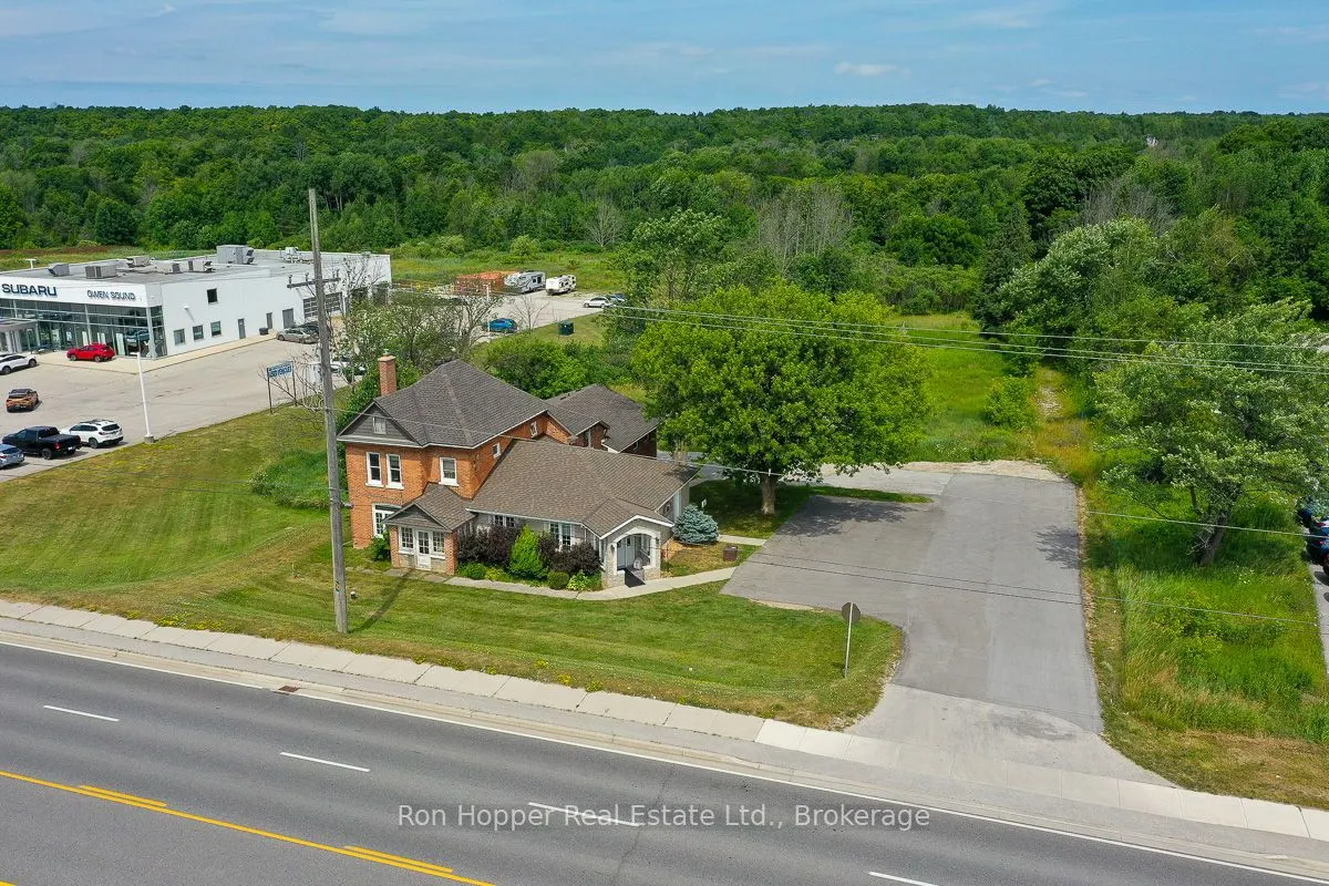 202421 Highway 21 N